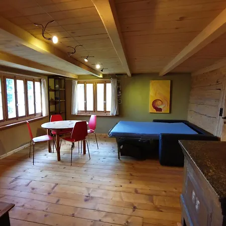 度假居 Charmantes Strickhaus Im Val Lumnezia