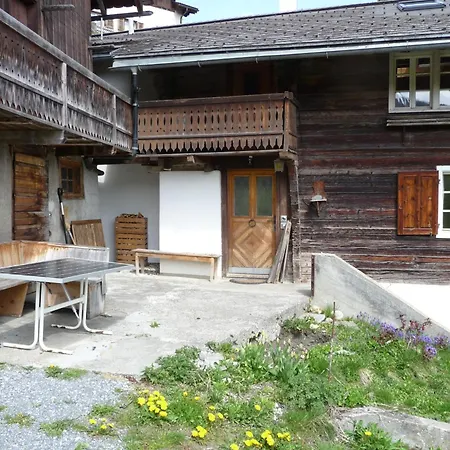 Charmantes Strickhaus Im Val Lumnezia 度假居 Vignogn